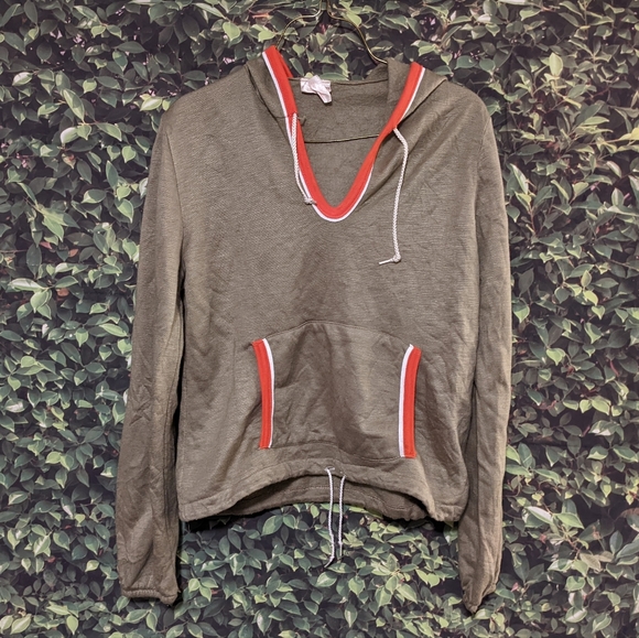 Striped vintage draw string hoodie - Picture 3 of 8